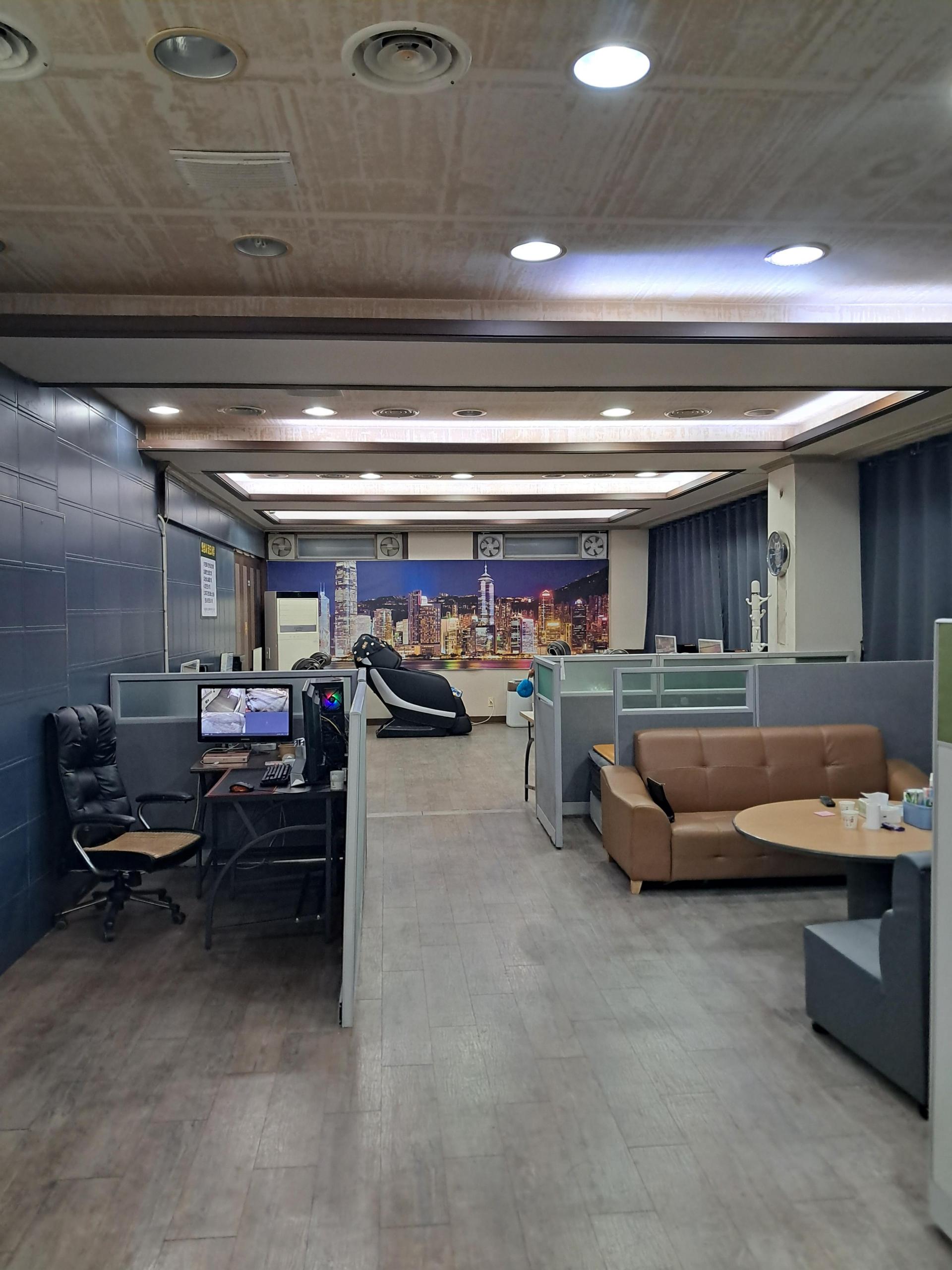 천안 수신면 5산단로 쿠팡 물류센터 맞은편 매장 양도합니다.