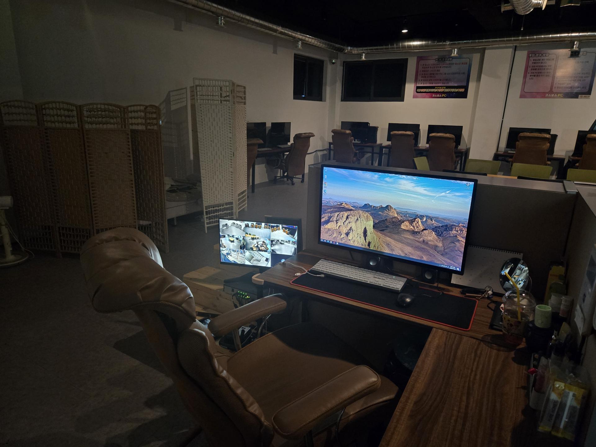 신계리 쾌적하고 넓은 PC방