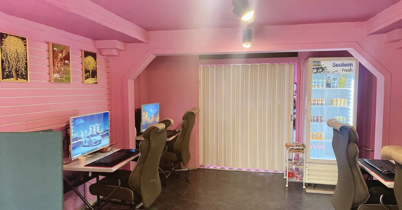 울산 중구 반구동 성인PC 팝니다.