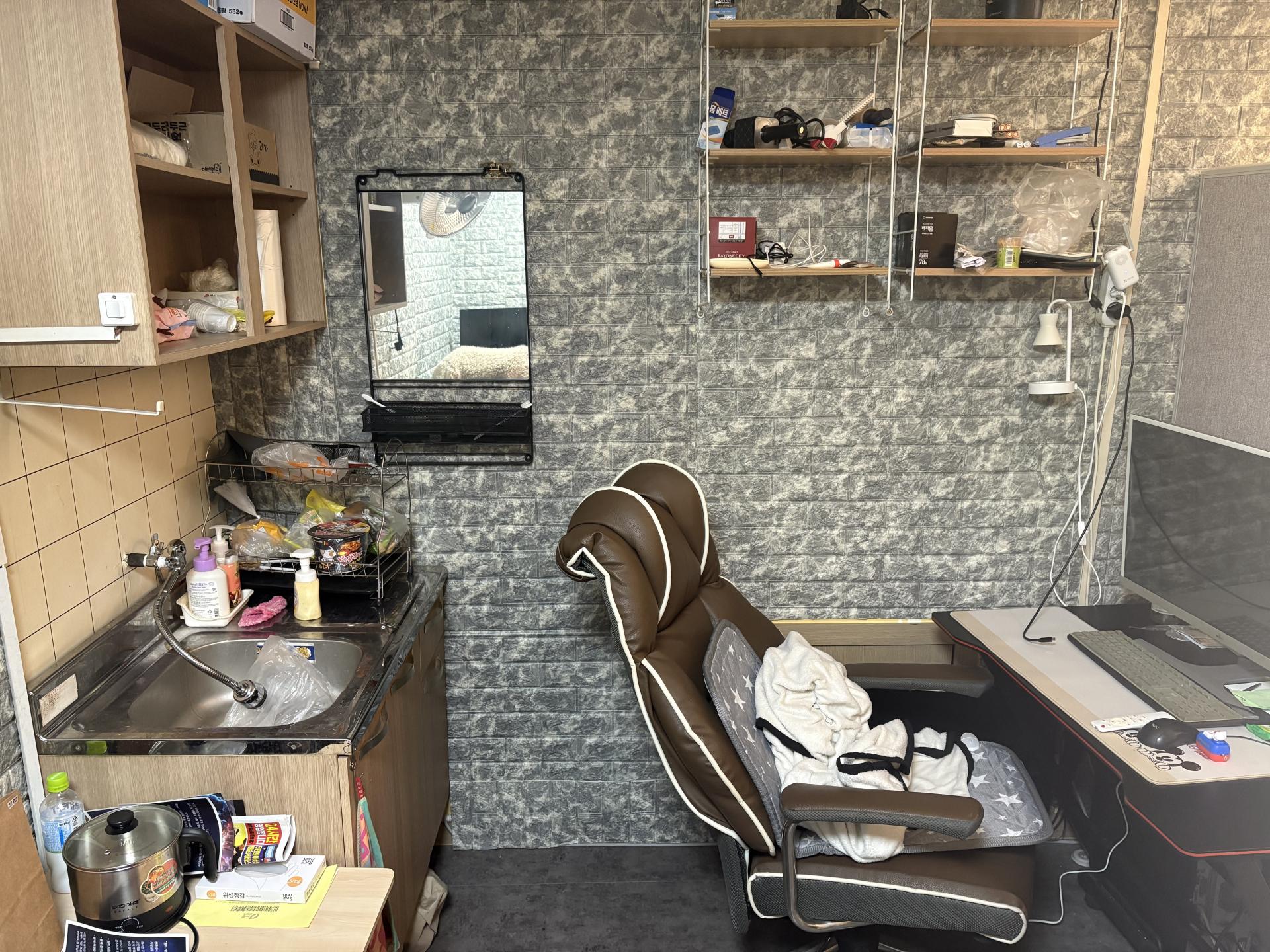 청주 율량동 먹자골목 피씨방 팝니다